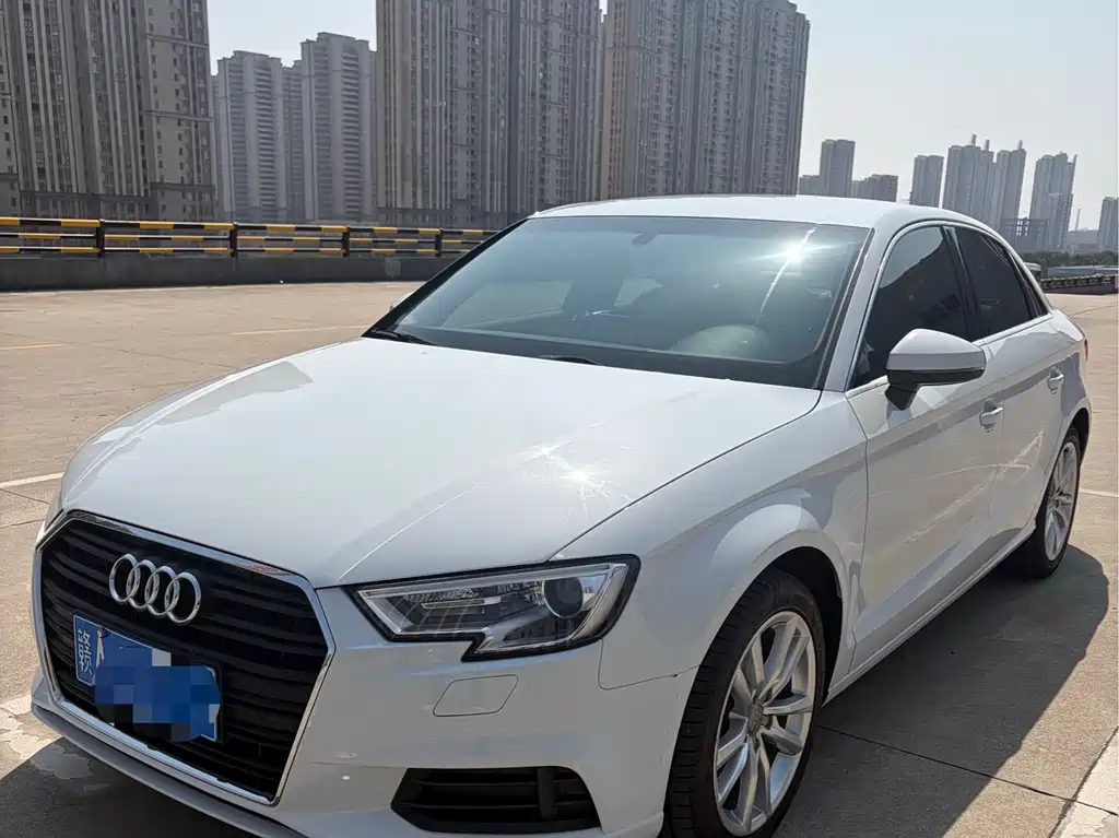 Audi A3 2017 Limousine 35 TFSI Enterprising купить на сайте DeffCars