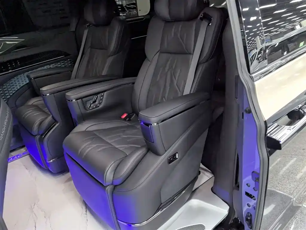 Jikrypton 009 2024 seven-seat aisle version four-wheel drive 108kWh купить на сайте DeffCars