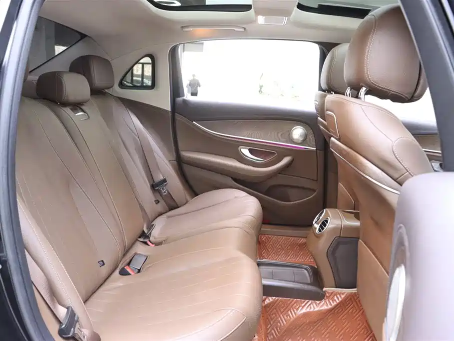 Mercedes-Benz E-Class 2018 facelift E 200 L купить на сайте DeffCars