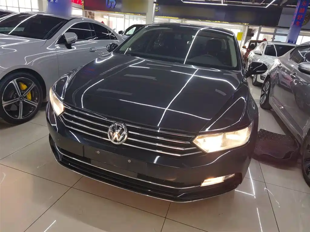 Magotan 2018 330TSI DSG leading model купить на сайте DeffCars