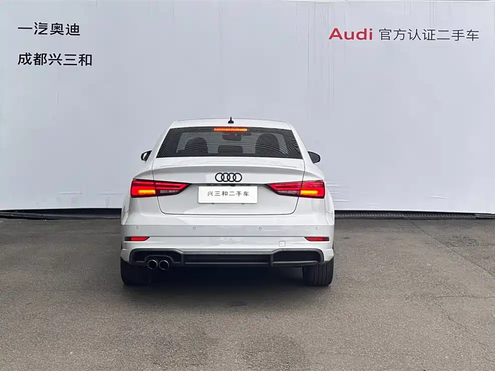 Audi A3 2019 Limousine 35 TFSI Fashion Type National VI купить на сайте DeffCars