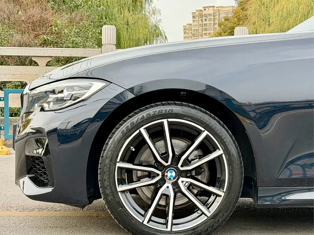BMW 3 Series 2021 325Li M Sports Package купить на сайте DeffCars