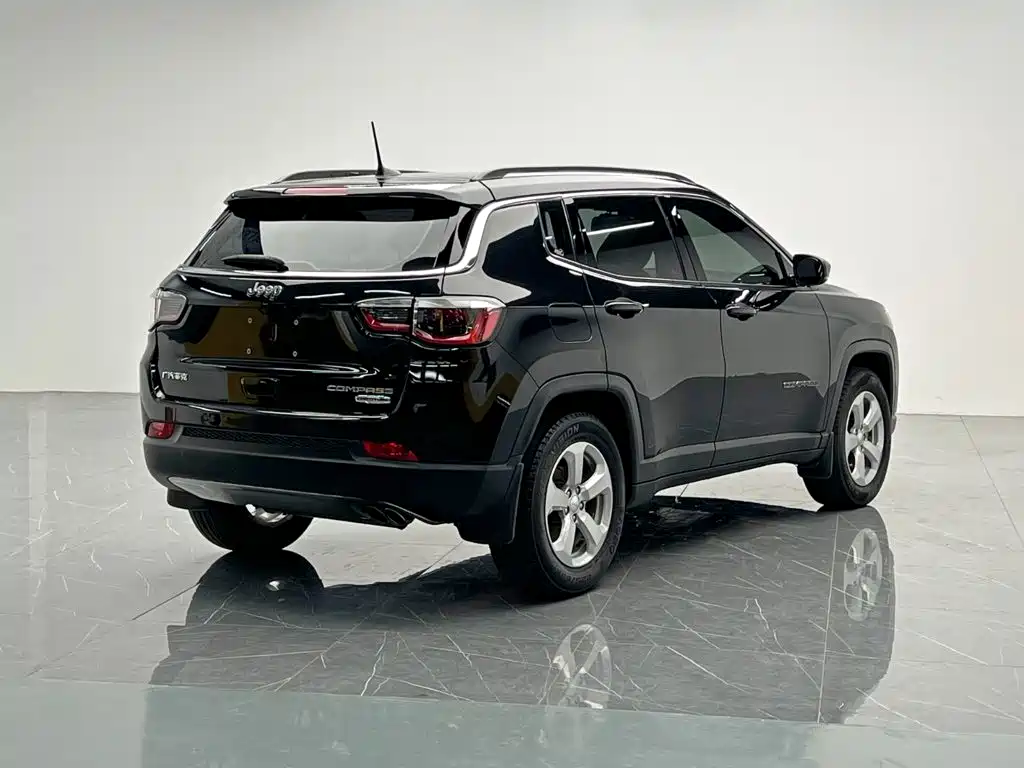 Compass 2017 200T Automatic Home Edition купить на сайте DeffCars