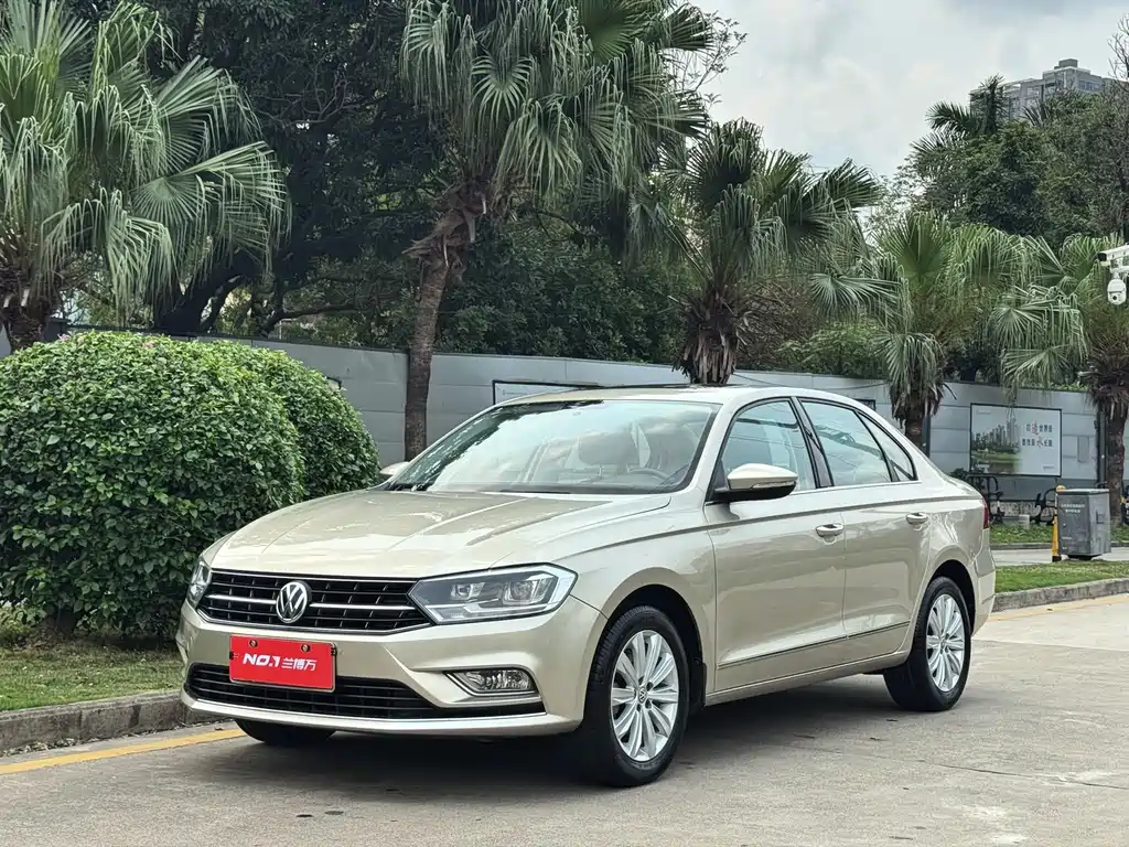 Bora 2018 1.5L automatic comfort model купить на сайте DeffCars