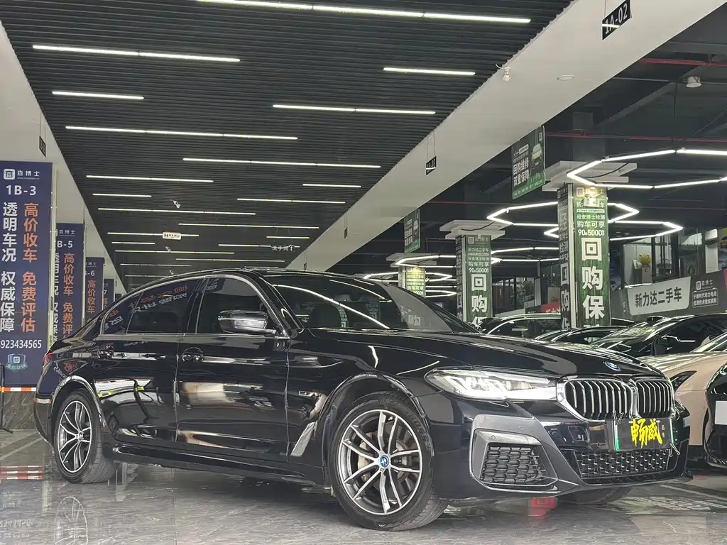 BMW 5 Series New Energy 2022 Model 2 535Le M Sports Package купить на сайте DeffCars