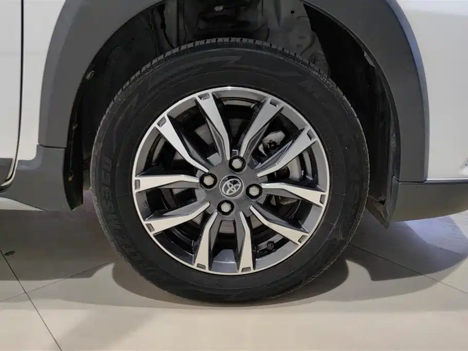 YARiS L Zhixuan 2021 Zhixuan X 1.5L CVT Deluxe Edition купить на сайте DeffCars
