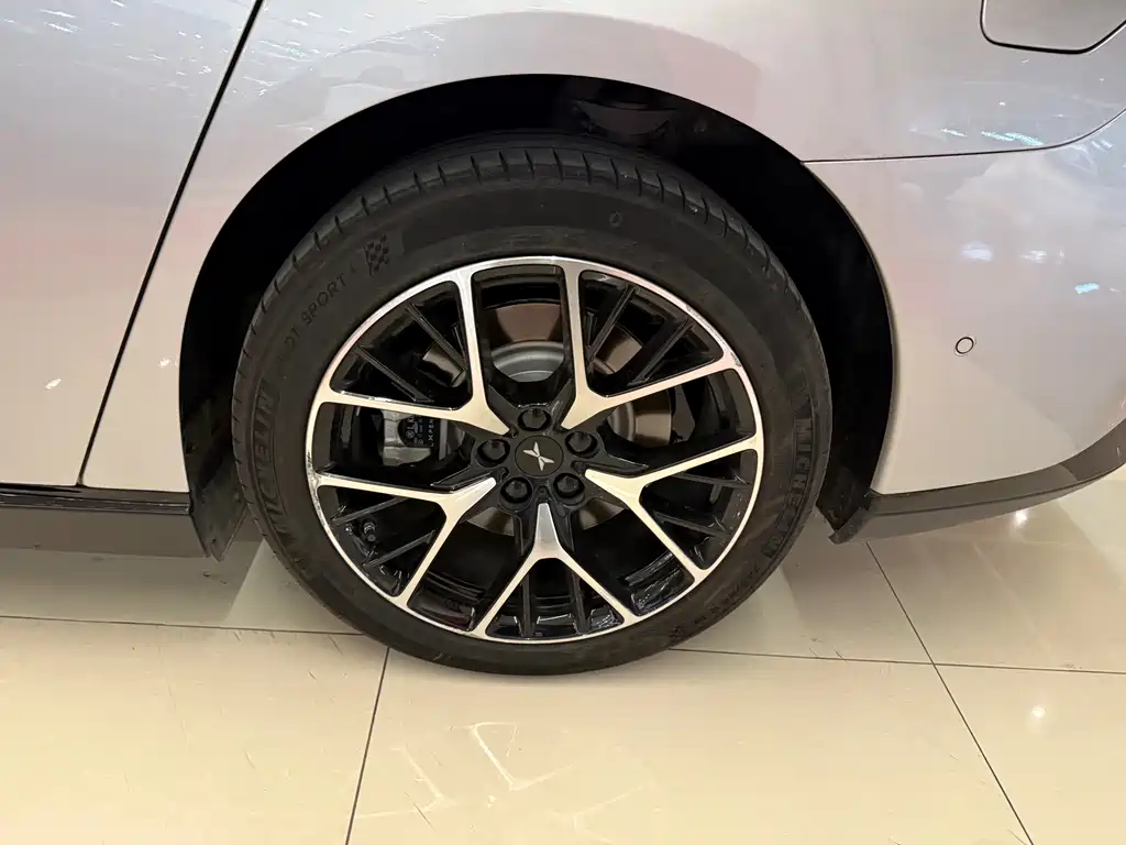 Xpeng P7 2022 586G купить на сайте DeffCars