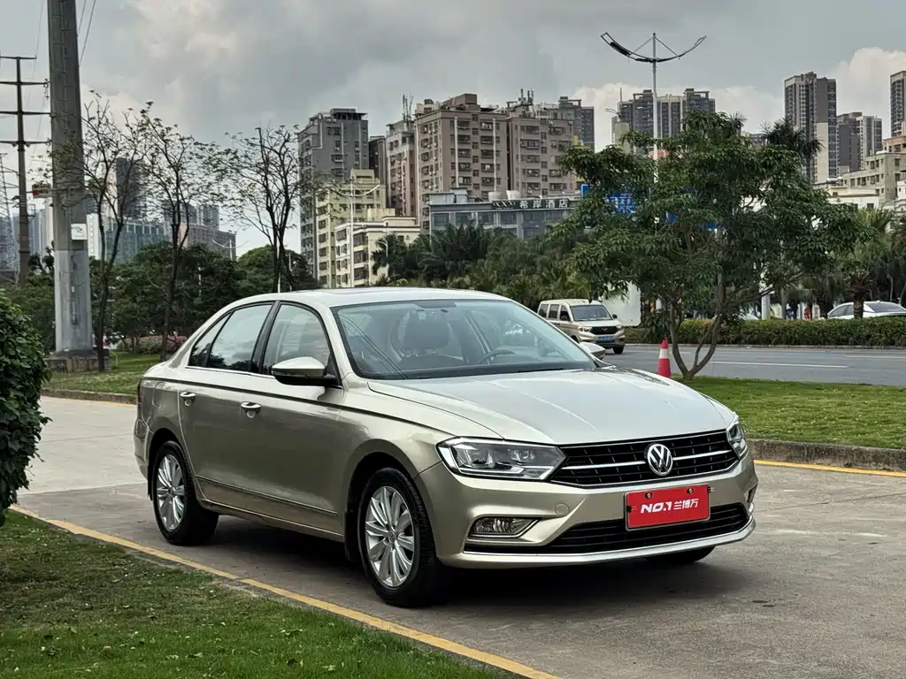 Bora 2018 1.5L automatic comfort model купить на сайте DeffCars