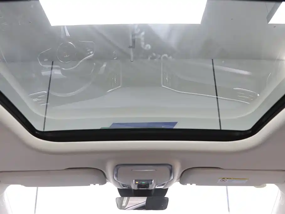 Hongqi HS7 PHEV 2024 2.0T PHEV four-wheel drive Qichang version 7 seats купить на сайте DeffCars