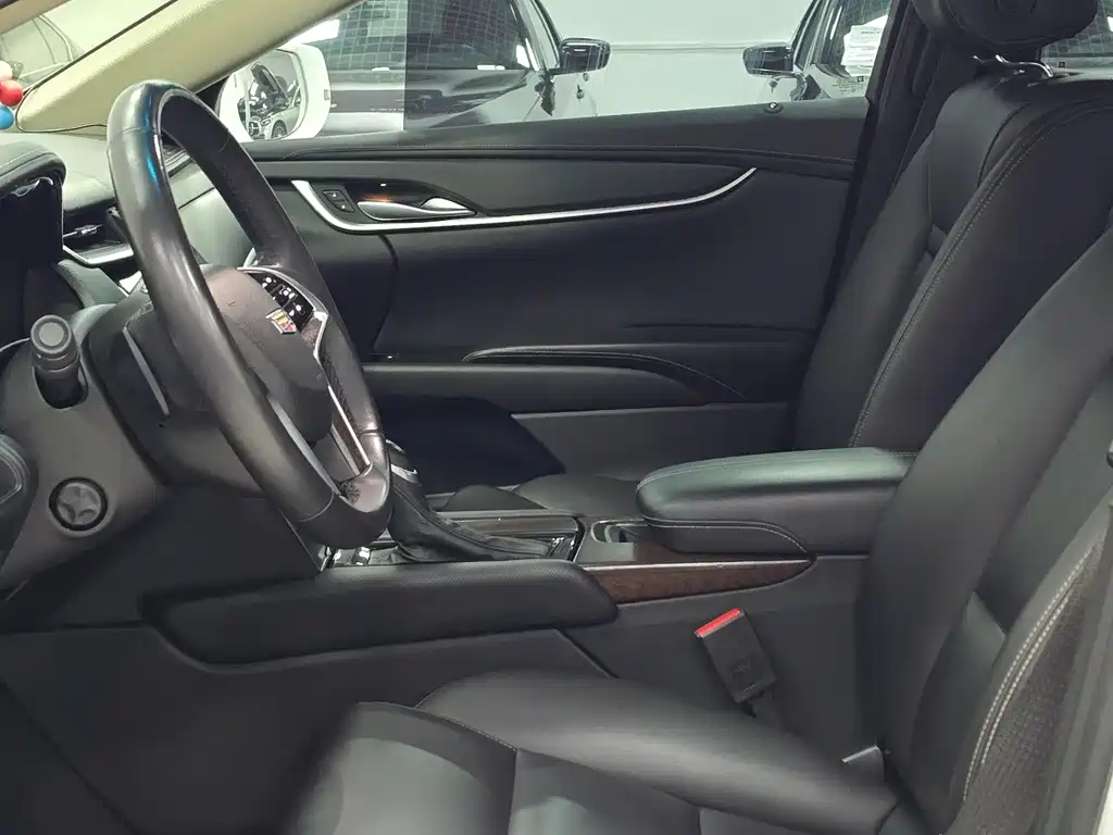 Cadillac XTS 2018 28T Technology купить на сайте DeffCars