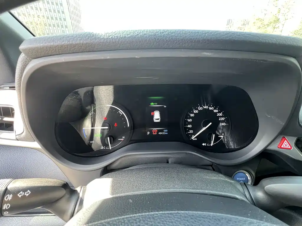 SIENNA 2021 2.5L Hybrid Premium Edition купить на сайте DeffCars