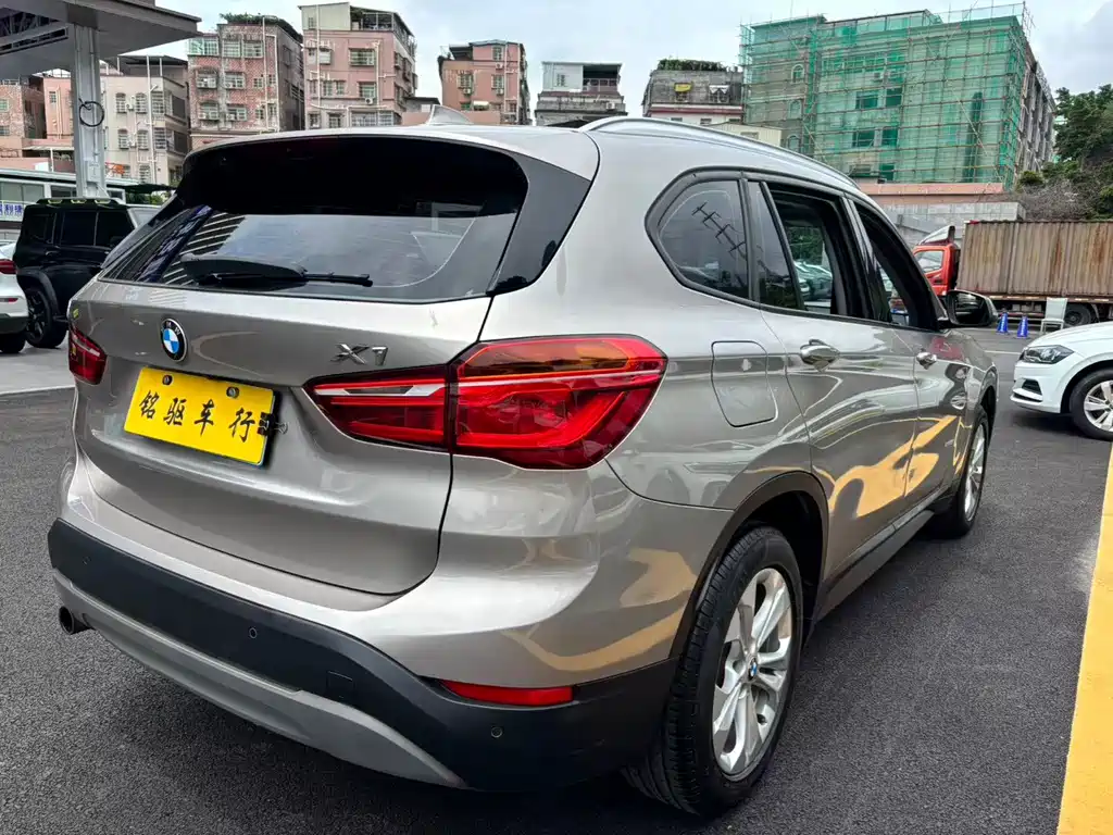 BMW X1 2016 sDrive18Li Exclusive Model купить на сайте DeffCars