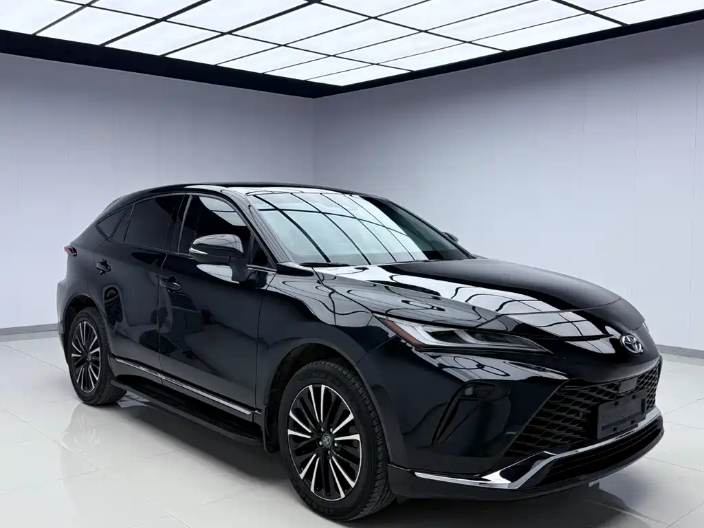 Vesa 2022 2.0L CVT two-wheel drive premium version купить на сайте DeffCars