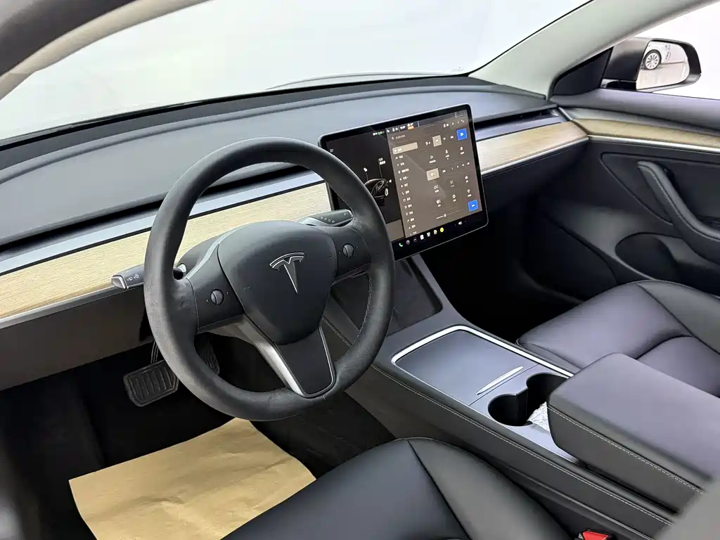 Model 3 2021 Standard Range Rear Drive Upgraded Version купить на сайте DeffCars