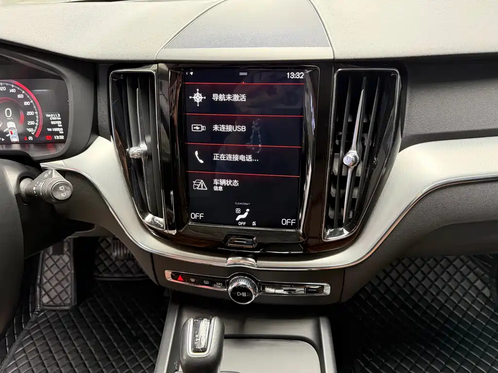 Volvo XC60 2019 T5 Four-wheel Drive Smart Edition National V купить на сайте DeffCars