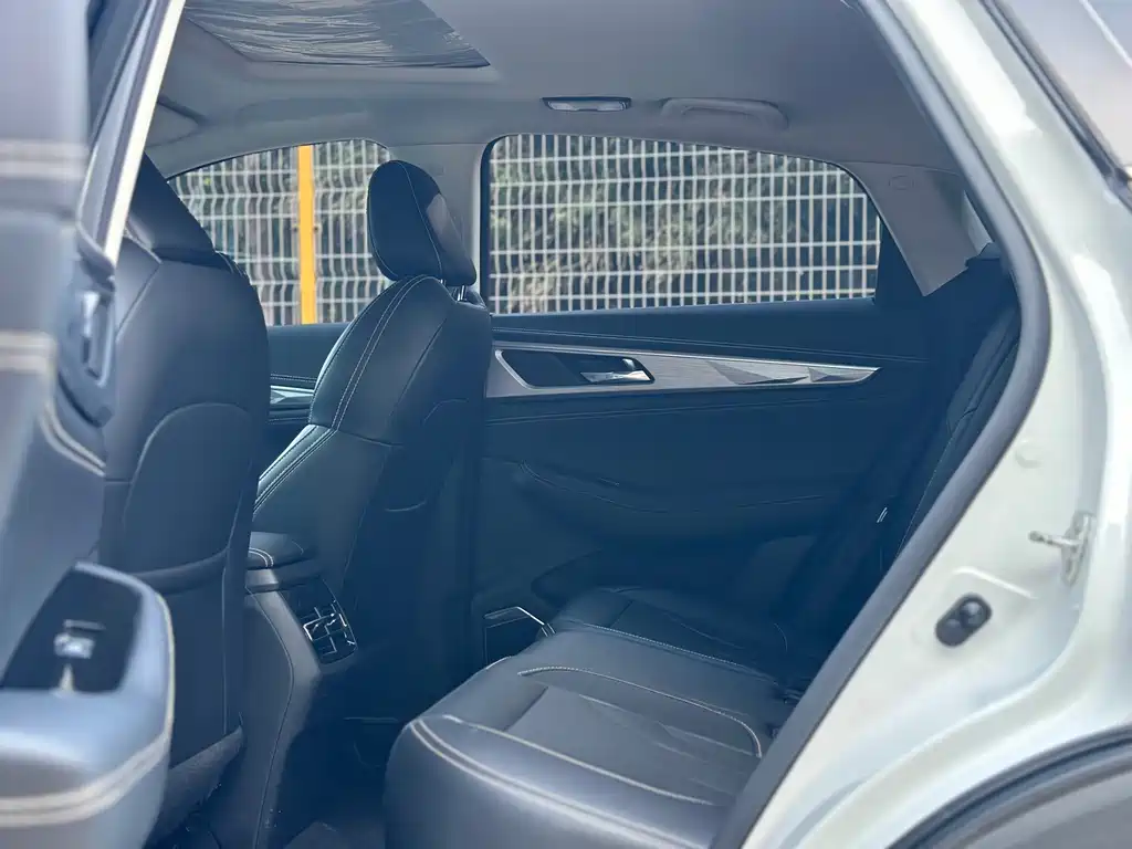 Changan CS85 COUPE 2019 1.5T DCT version National VI купить на сайте DeffCars
