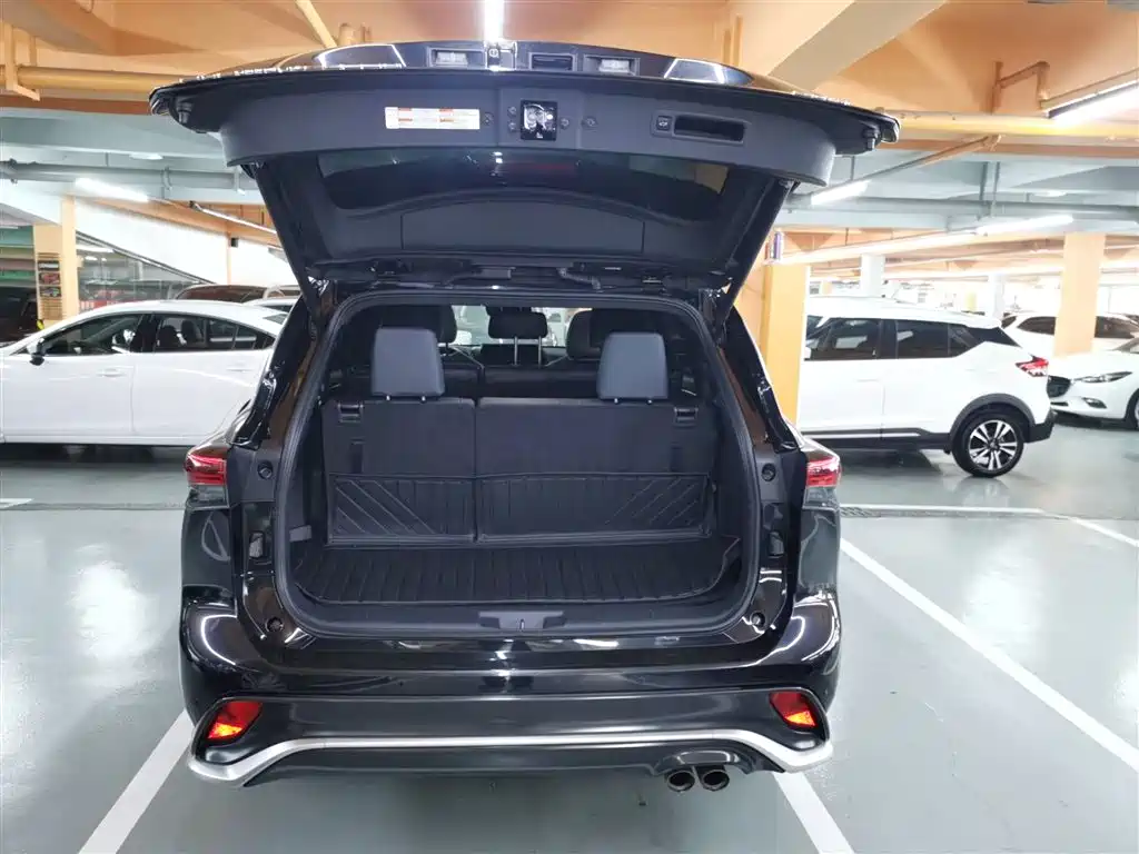 Crown Lufang 2021 2.5L HEV four-wheel drive premium version купить на сайте DeffCars