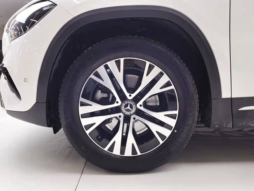 Mercedes-Benz GLA 2024 GLA 220 купить на сайте DeffCars