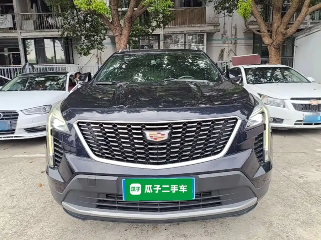 Cadillac XT4 2021 28T two-wheel drive leading model купить на сайте DeffCars