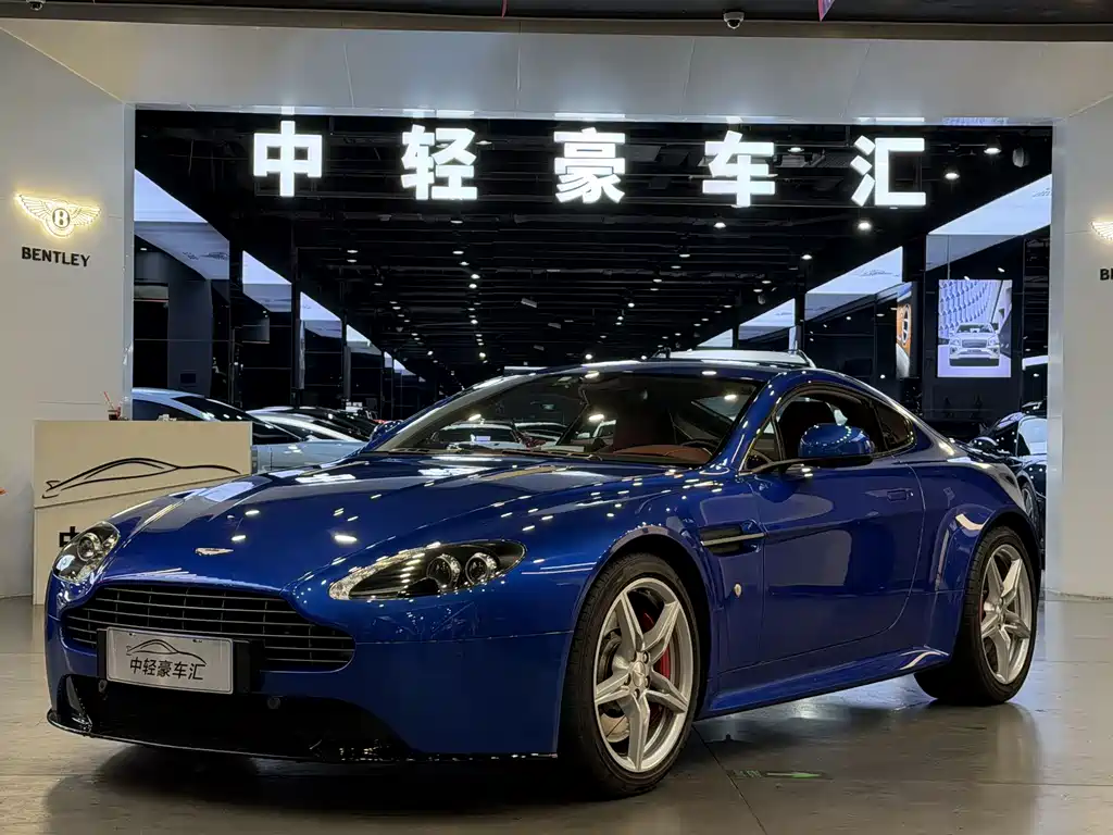 V8 Vantage 2016 4.7L Coupe купить на сайте DeffCars