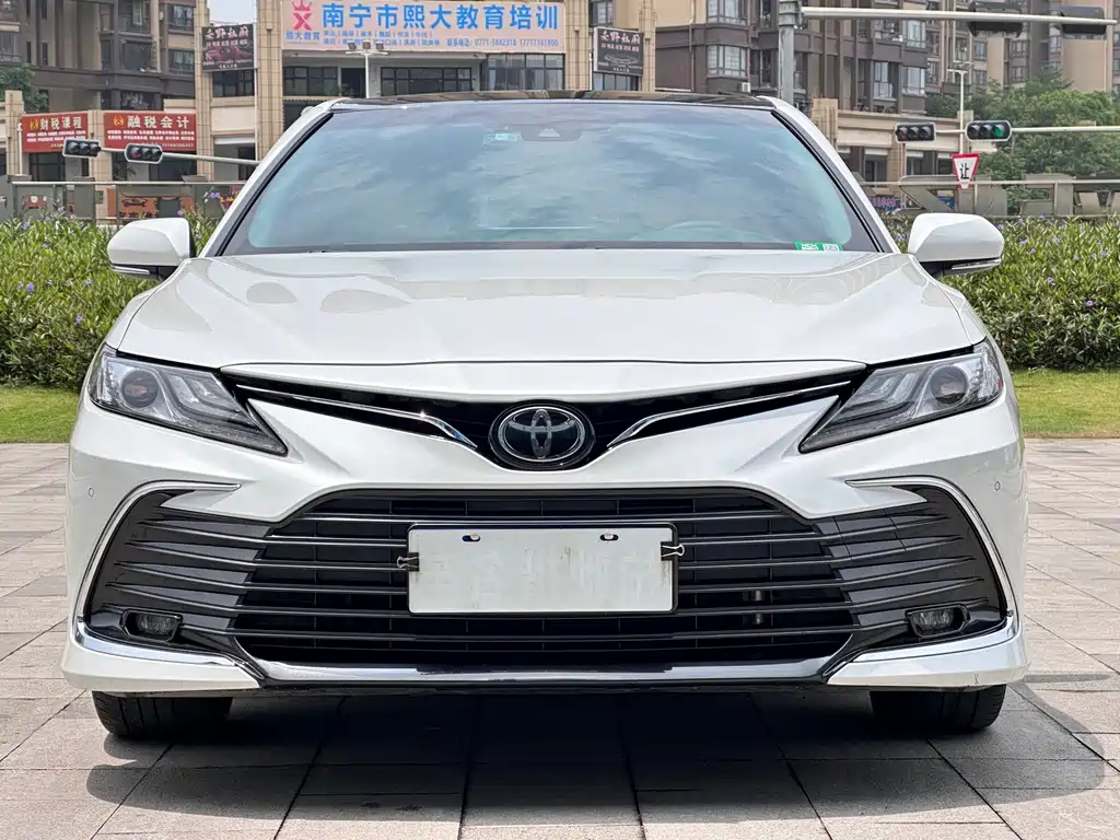 Camry 2021 2.5G Deluxe Edition купить на сайте DeffCars