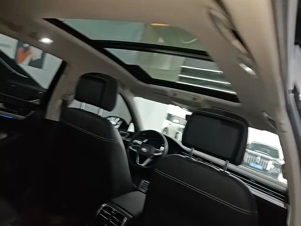Magotan GTE plug-in hybrid 2022 GTE luxury model купить на сайте DeffCars