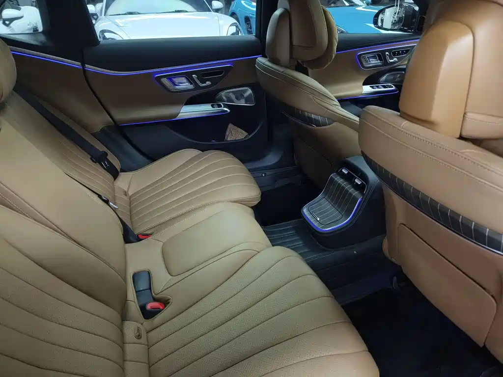 Mercedes-Benz E-Class 2024 E 300 L Luxury Model купить на сайте DeffCars