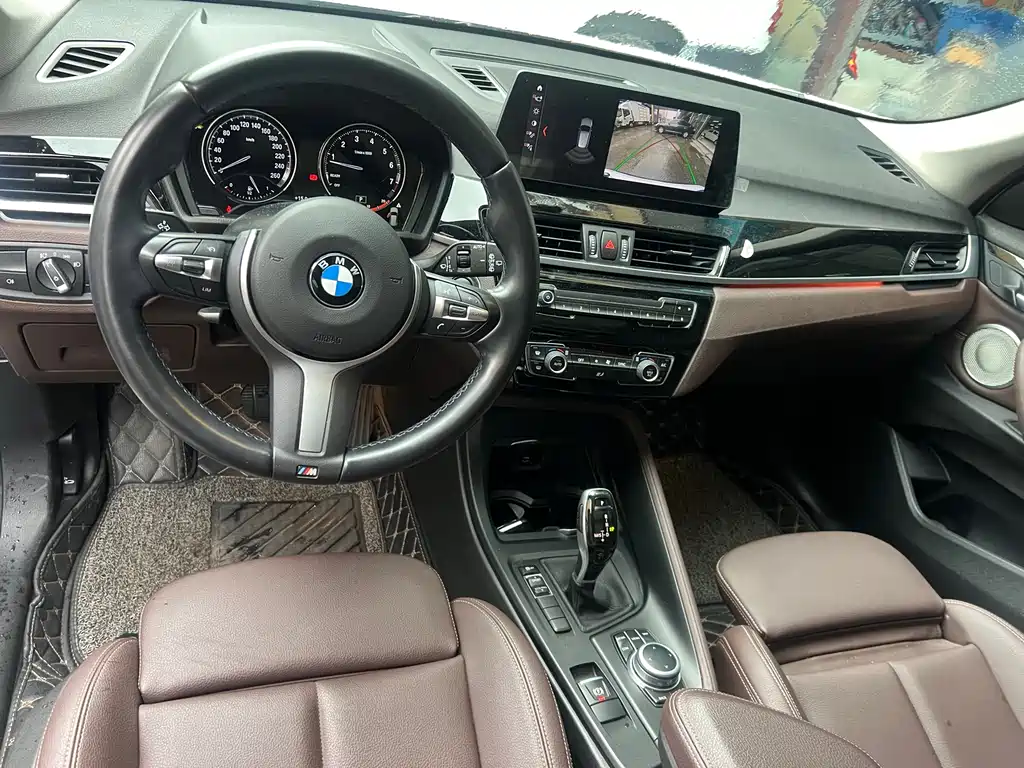 BMW X1 2021 sDrive25Li Leading Model купить на сайте DeffCars