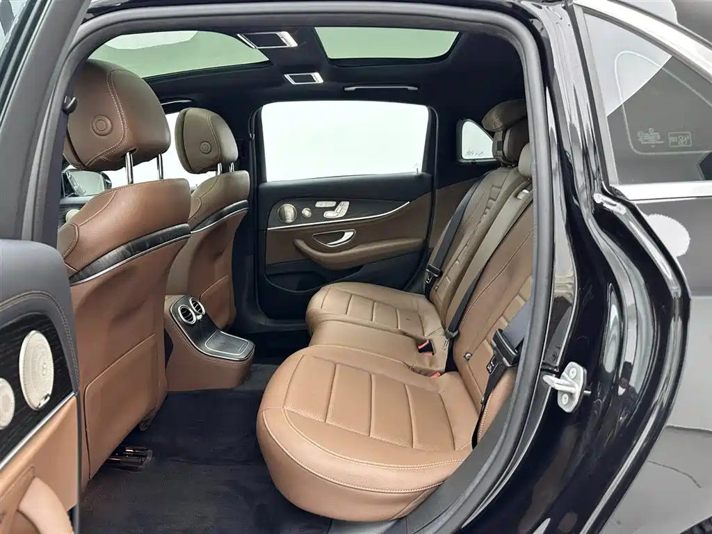 Mercedes-Benz E-Class 2023 facelift E 300 L sports luxury model купить на сайте DeffCars