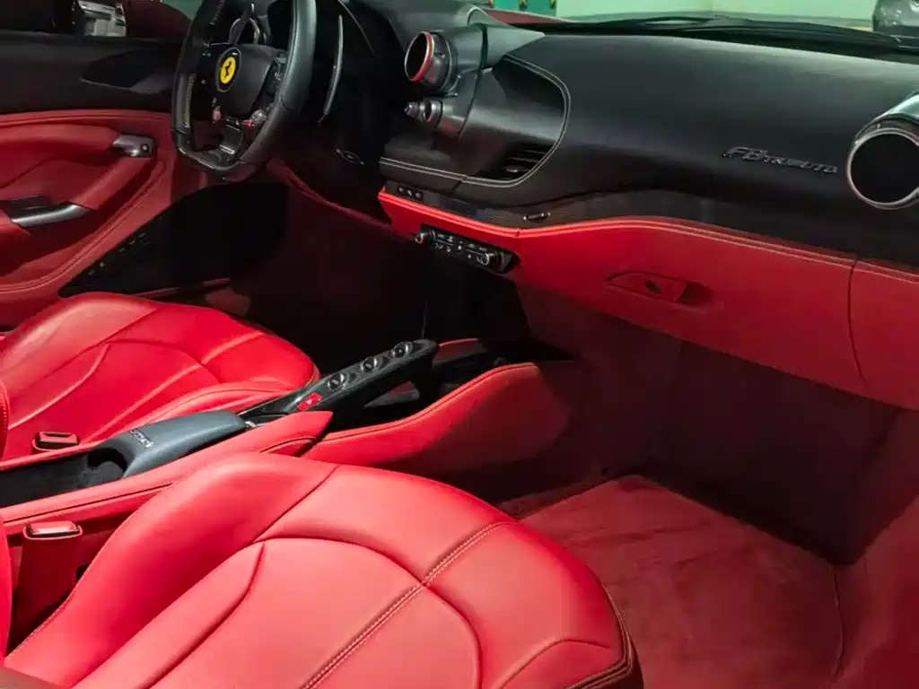 Ferrari F8 2019 Tributo 3.9T V8 купить на сайте DeffCars