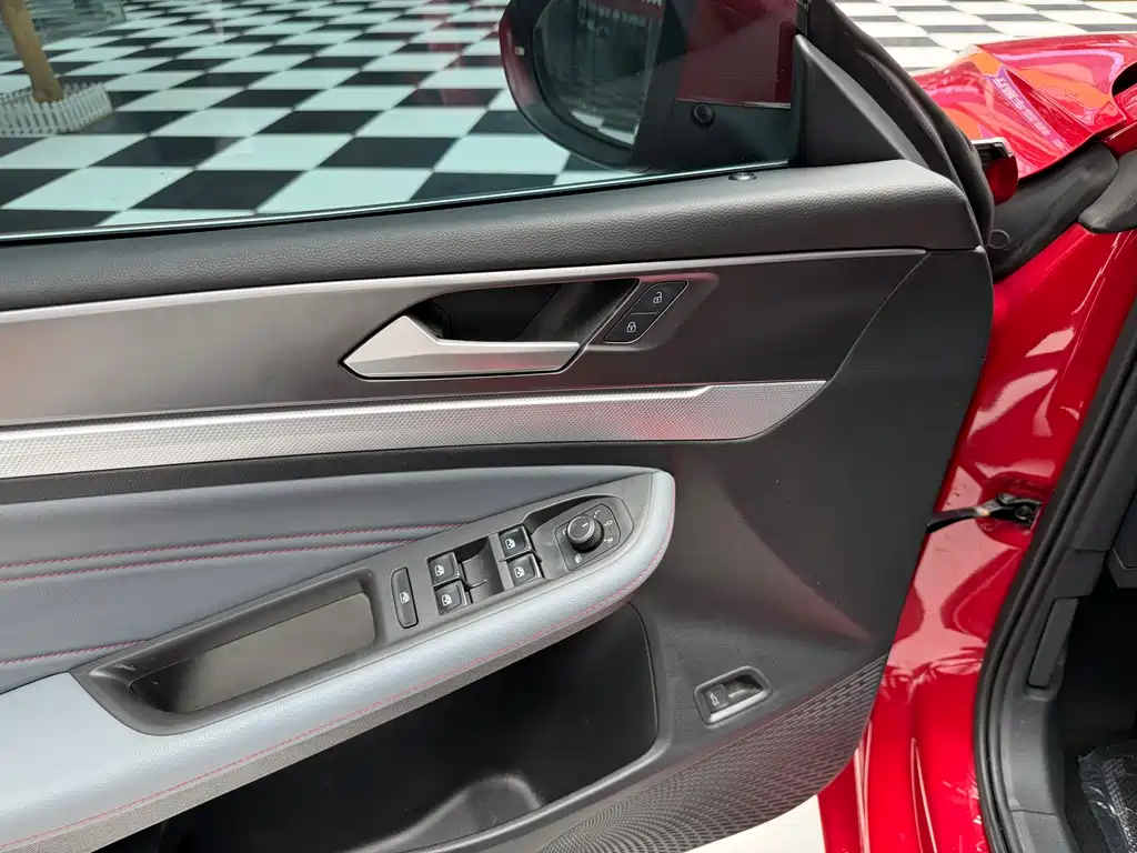 Lingdu 2023 Lingdu L 280TSI DSG Hot Edition купить на сайте DeffCars