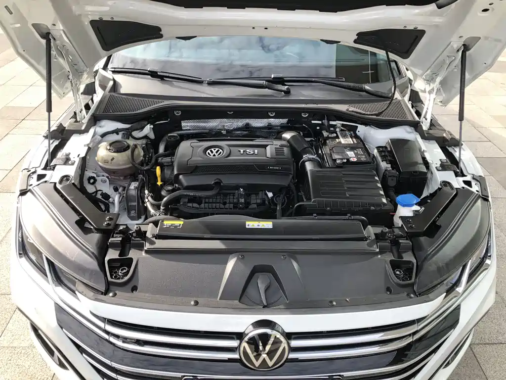 FAW-Volkswagen CC 2021 380TSI eye-catching version купить на сайте DeffCars