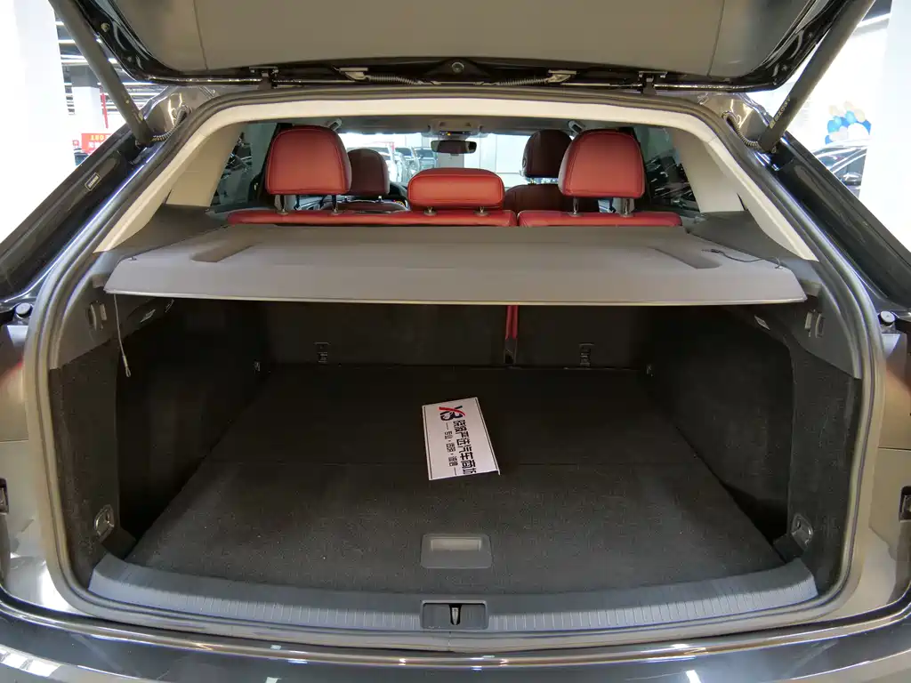 Touron 2022 Touron X 380TSI four-wheel drive luxury version купить на сайте DeffCars