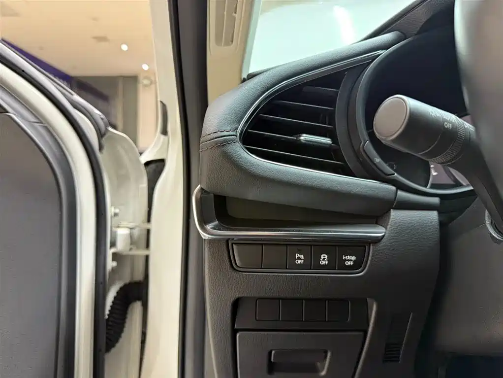 Mazda3 Angkesela 2021 2.0L automatic quality version купить на сайте DeffCars
