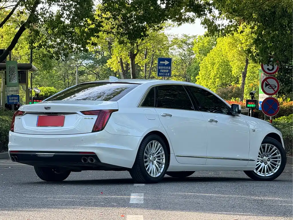 Cadillac CT6 2019 28T luxury model купить на сайте DeffCars
