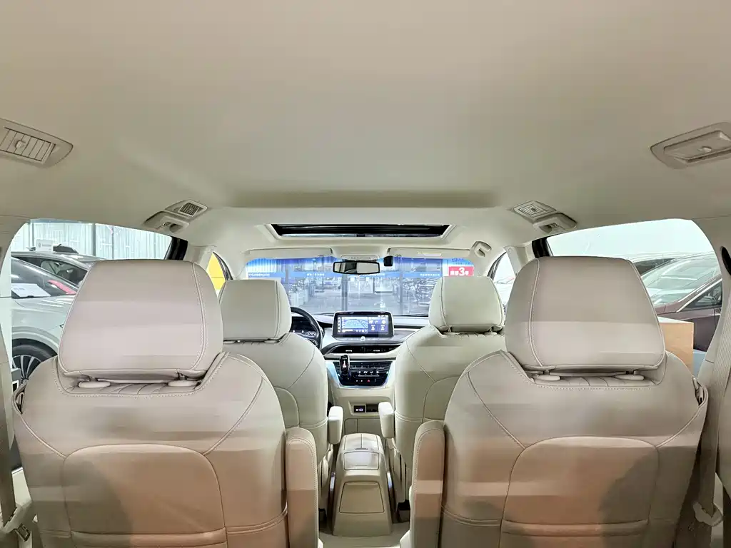 Buick GL8 2023 Land Business Class 652T Luxury купить на сайте DeffCars