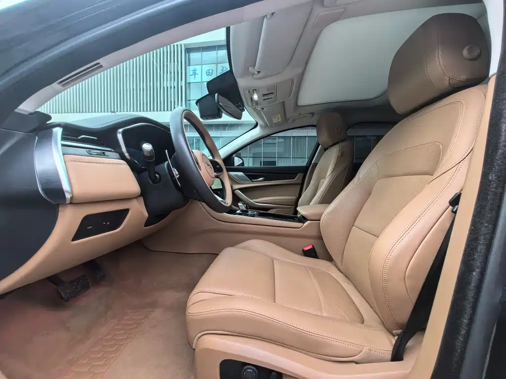 Jaguar XFL 2021 XFL 2.0T P250 two-wheel drive exclusive luxury version купить на сайте DeffCars