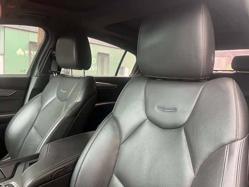 Cadillac CT5 2021 28T luxury model купить на сайте DeffCars