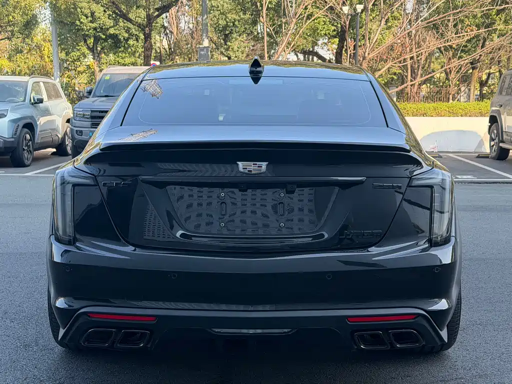 Cadillac CT5 2024 28T Luxury Pro купить на сайте DeffCars