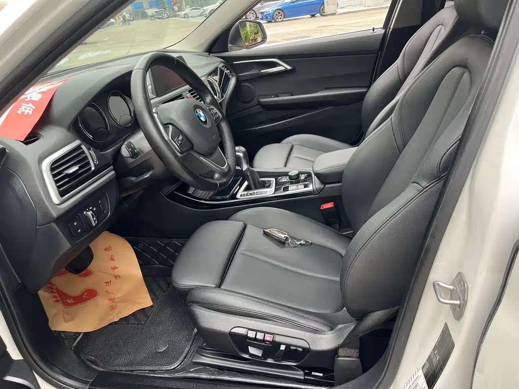 BMW 1 Series 2018 118i Sports купить на сайте DeffCars