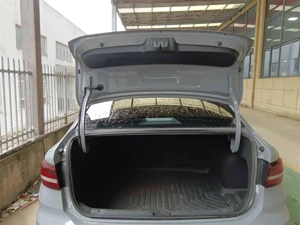 Lavida 2023 300TSI DSG Starry Sky Full Edition купить на сайте DeffCars