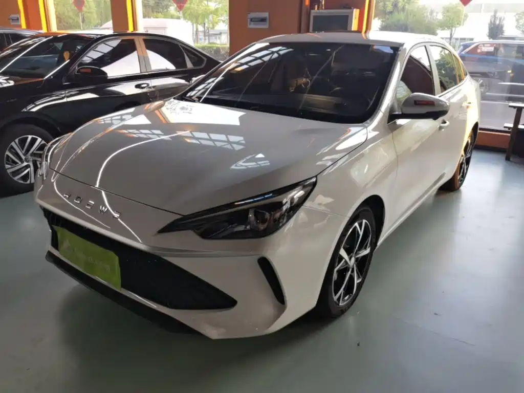 Roewe i5 2026 1.5L CVT Premium Edition купить на сайте DeffCars