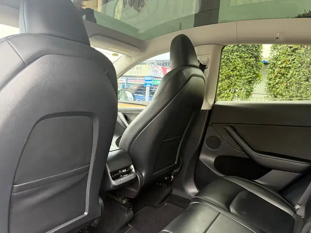 Model Y 2022 rear-wheel drive version купить на сайте DeffCars