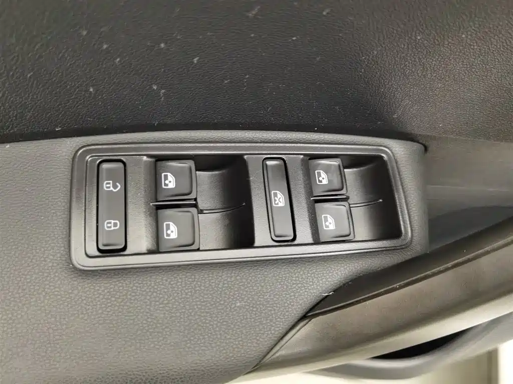 Santana 2019 1.5L automatic comfort version National VI купить на сайте DeffCars