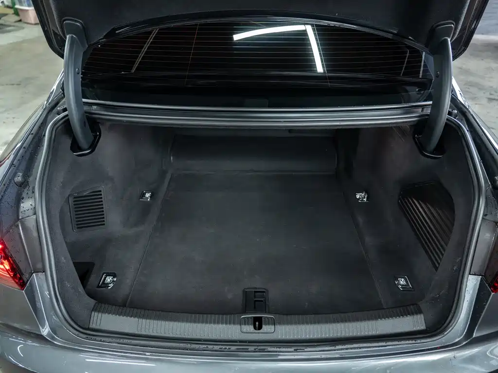 Audi S8 2021 S8L 4.0TFSI quattro купить на сайте DeffCars