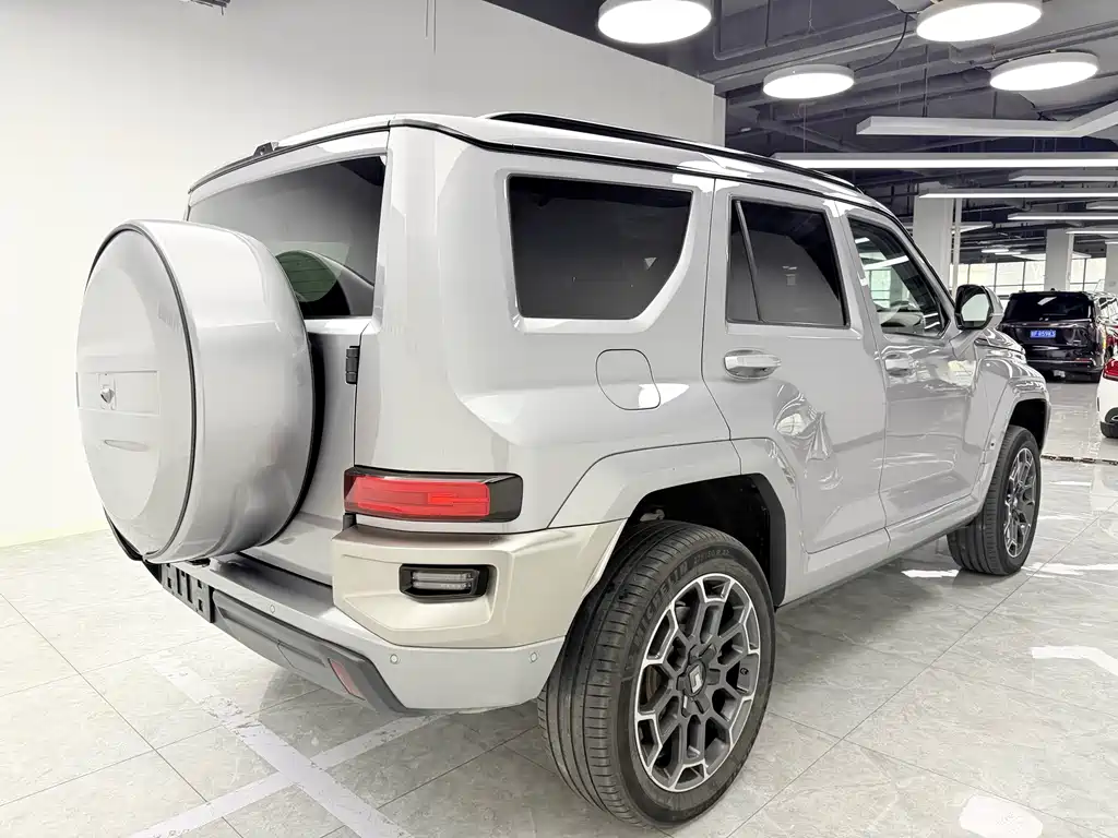 Tank 700 New Energy 2024 Hi4-T Extreme Edition купить на сайте DeffCars