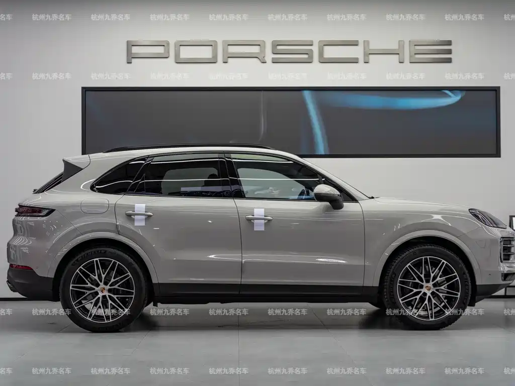 Cayenne 2025 Cayenne 3.0T Dream Edition купить на сайте DeffCars
