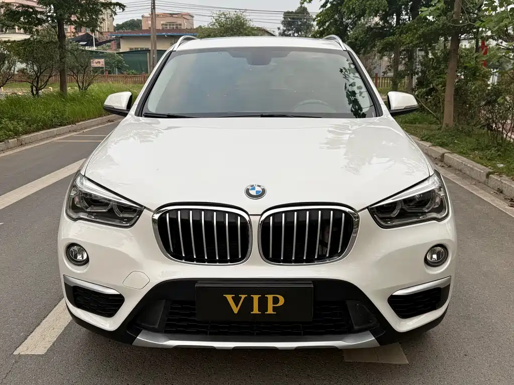 BMW X1 2018 xDrive20Li Exclusive Model купить на сайте DeffCars