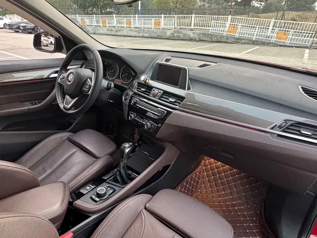 BMW X1 2018 sDrive18Li Exclusive Model купить на сайте DeffCars