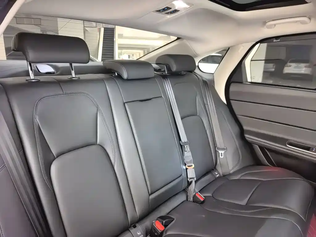Jaguar XFL 2020 XFL 2.0T P200 two-wheel drive flagship version купить на сайте DeffCars